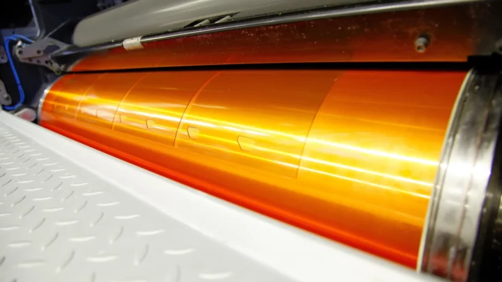 Coating unit and rollers in a printing press shown in the Siegwerk press library